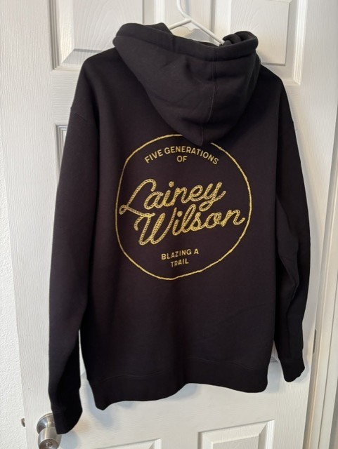 Lainey Wilson “Blazing A Trail” Bell Bottom Country Black Zipped Hoodie Size M –