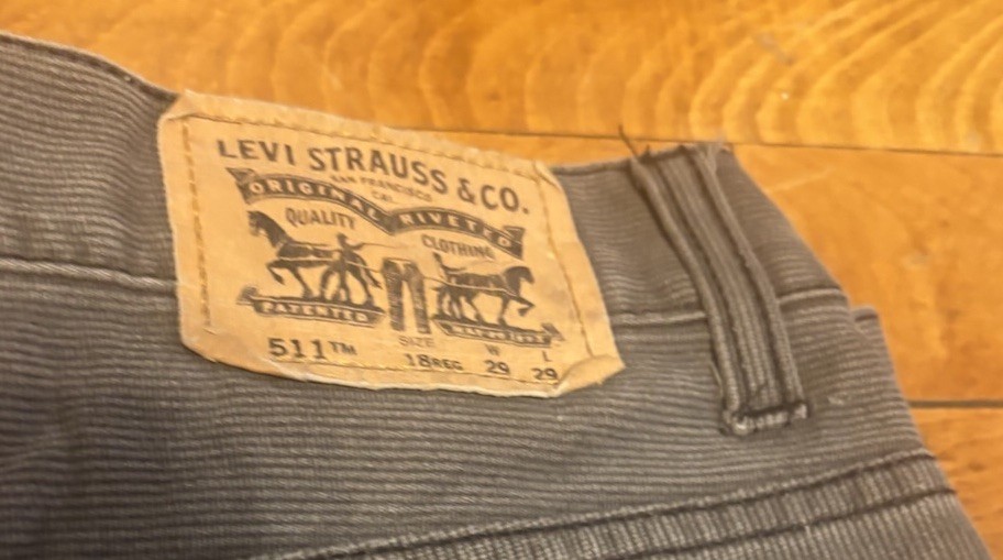 Men’s & Women’s Wholesale Lot 6 Vintage & Modern Levis/Shorts Resell
