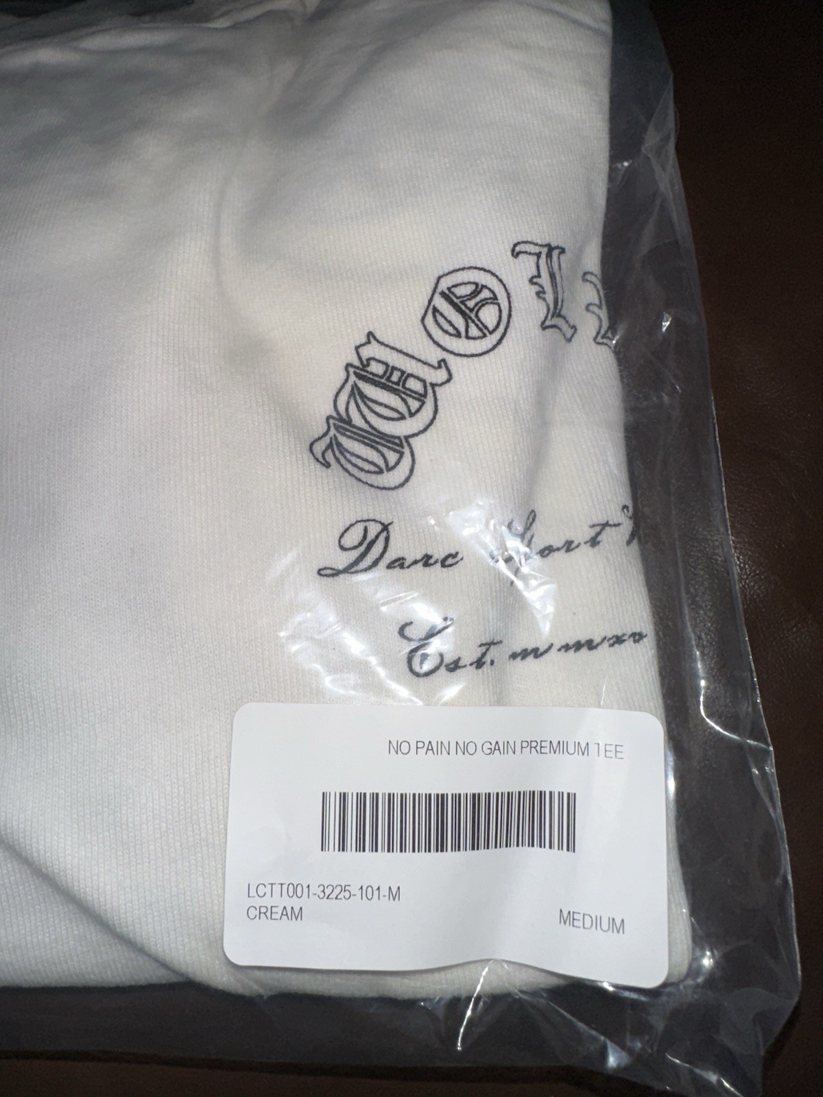 No Pain No Gain Premium Tee Men’s M Cream Graphic Logo Crew Neck T-Shirt