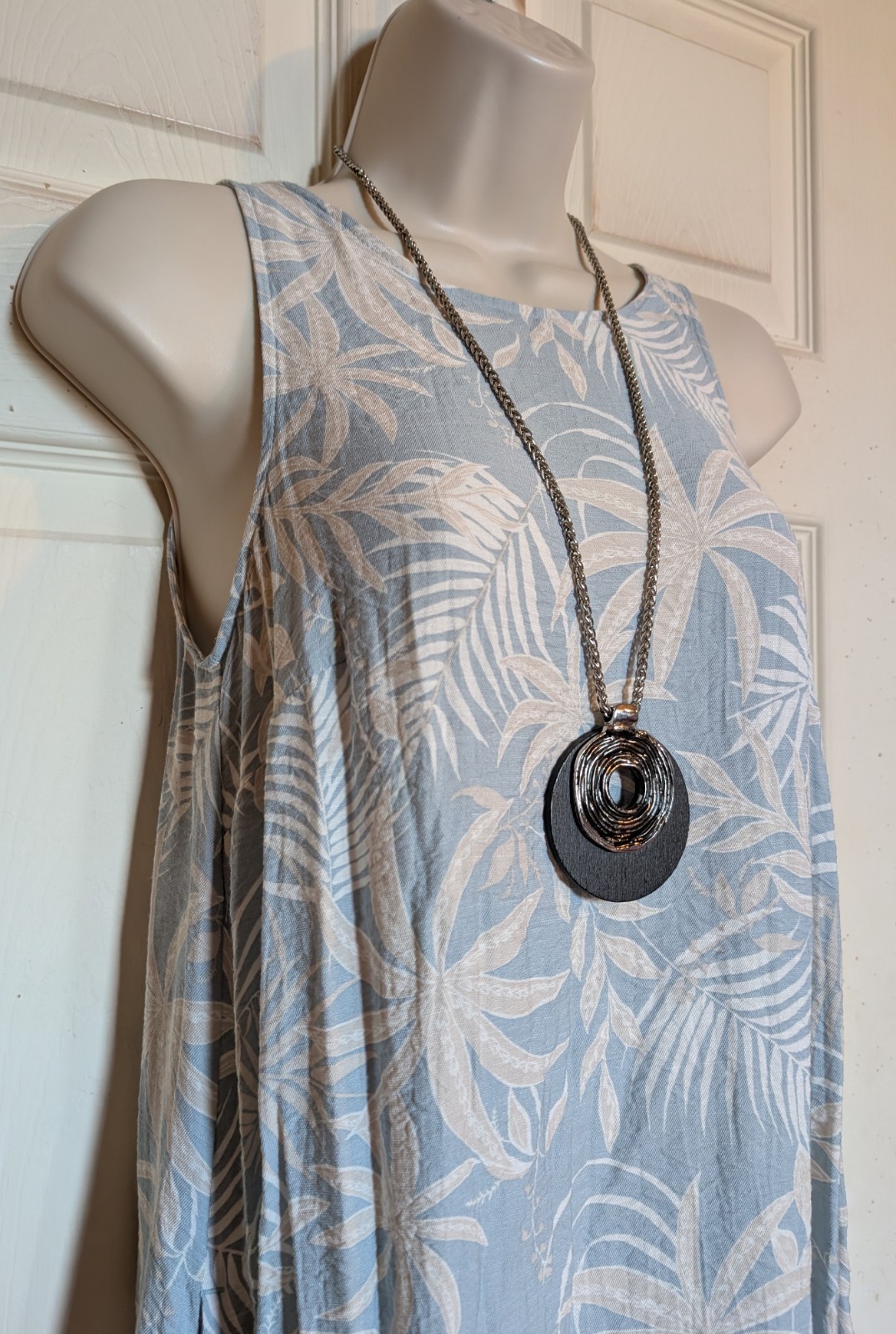 Boho lagenlook lightweight fabric palm print maxi dress sz 8 Holidays Summer