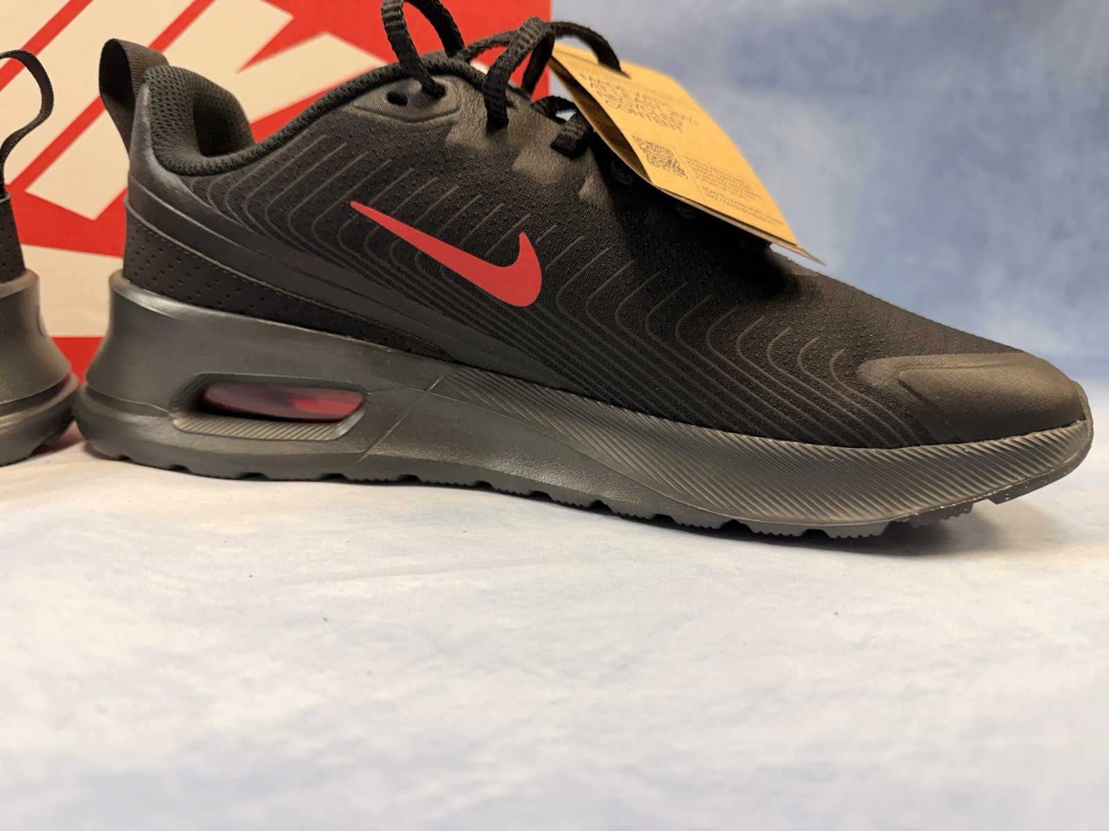 Nike Air Max Nuaxis Sneakers Shoes Black/Red/ FD4329-010 Size 8.5 Men 10 Women