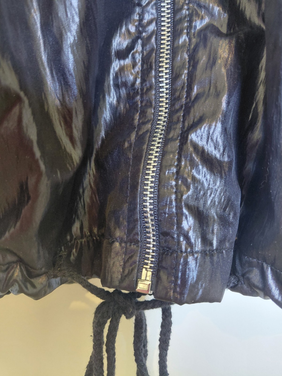 VTG Rosso Di Sera Italy Wet Look Shiny Black Jacket Hooded Y2K Cropped Balloon