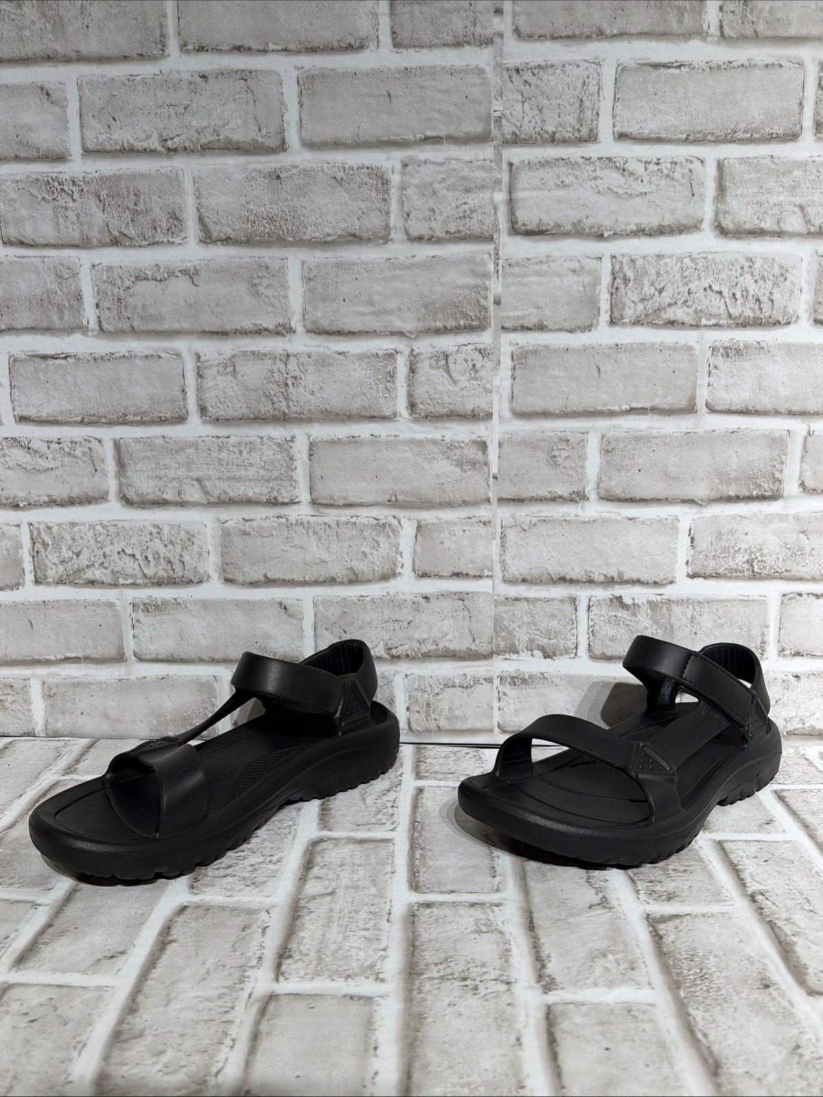Teva Men’s Hurricane Drift Hiking Outdoor Sandals Black 1124073/BLK Sz 7