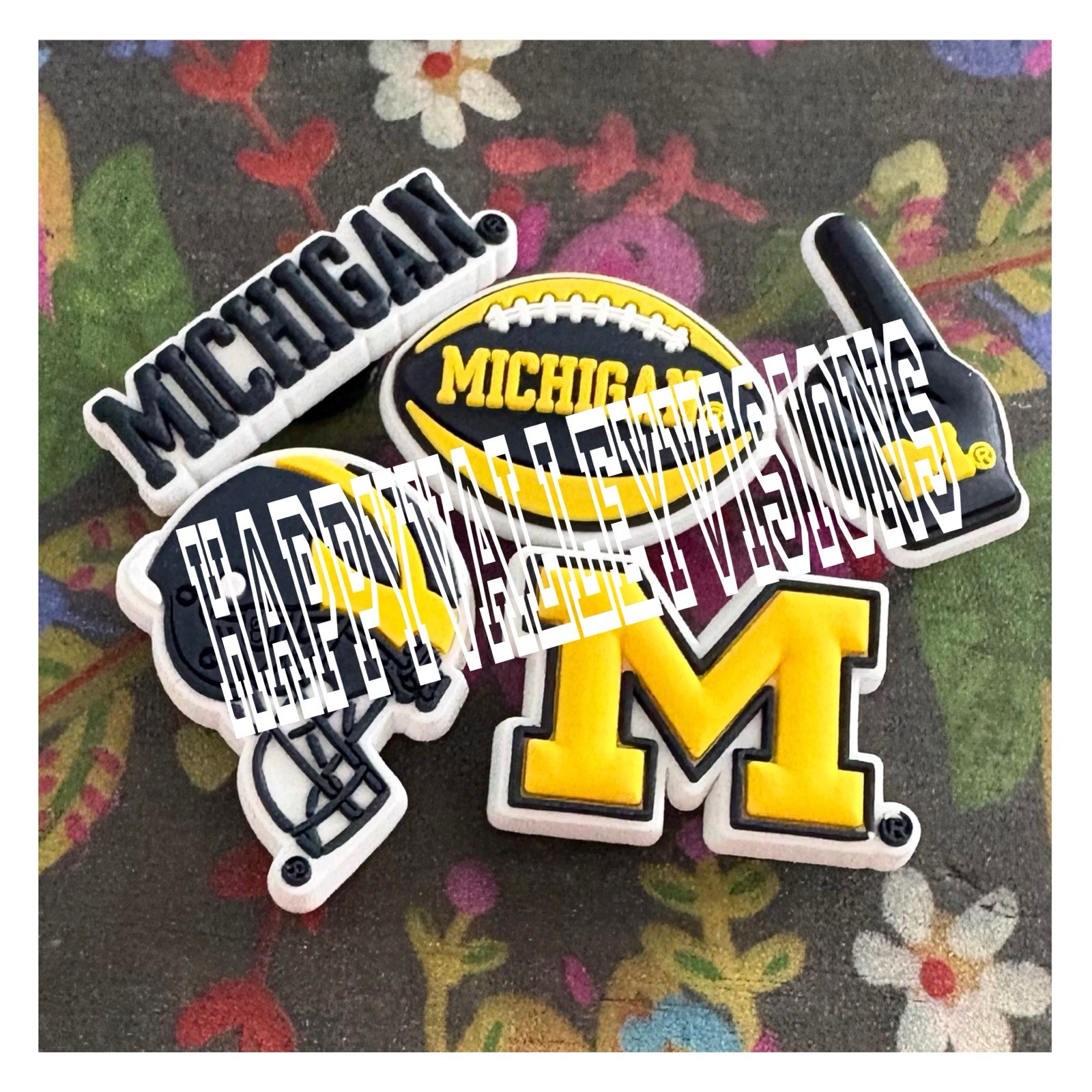 5 Piece MICHIGAN COLLEGE UNIVERSITY Shoe Charms Shoe Decorations NEW