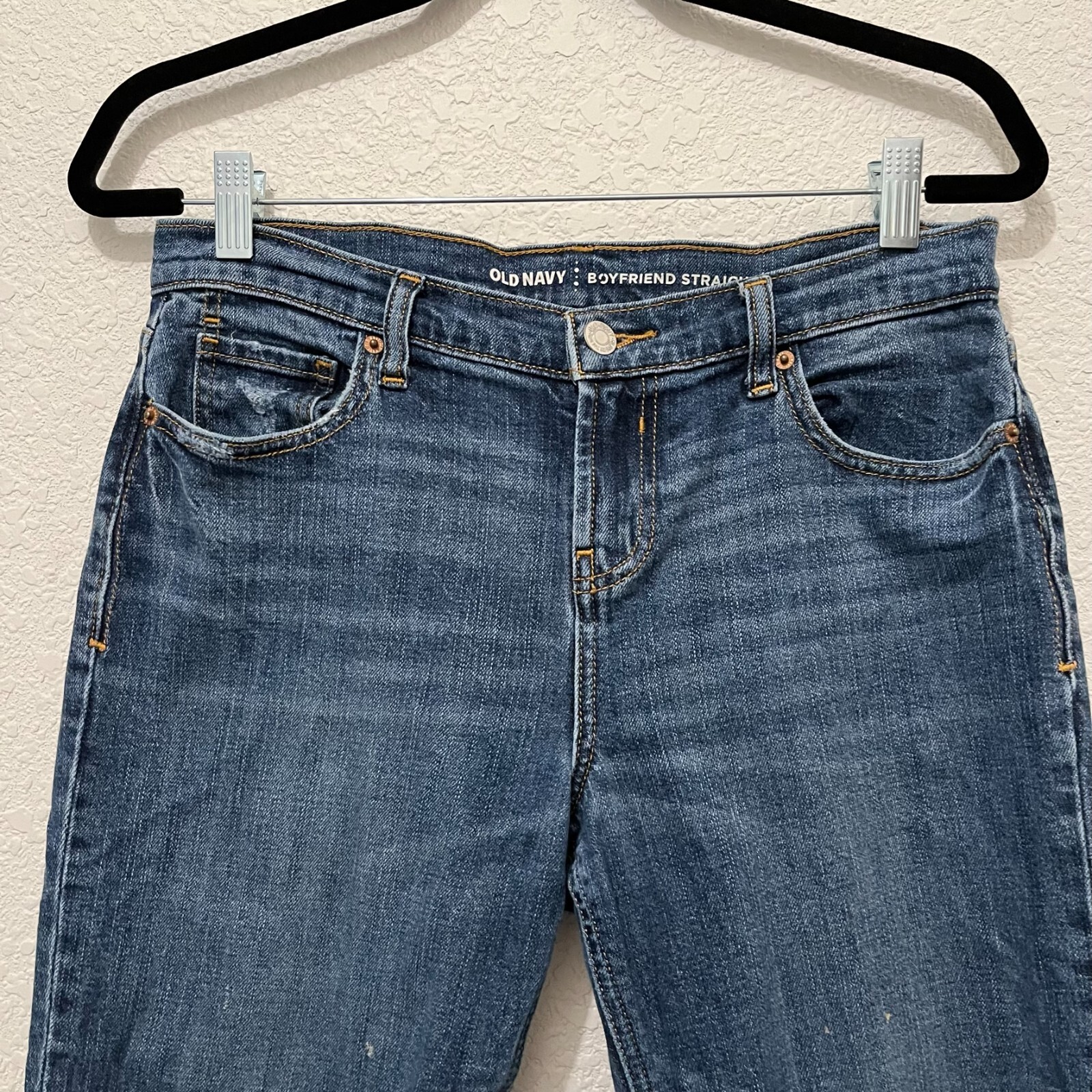Old Navy Boyfriend Straight Cuffed Crop Capri Jeans Medium Wash Distressed Sz 2