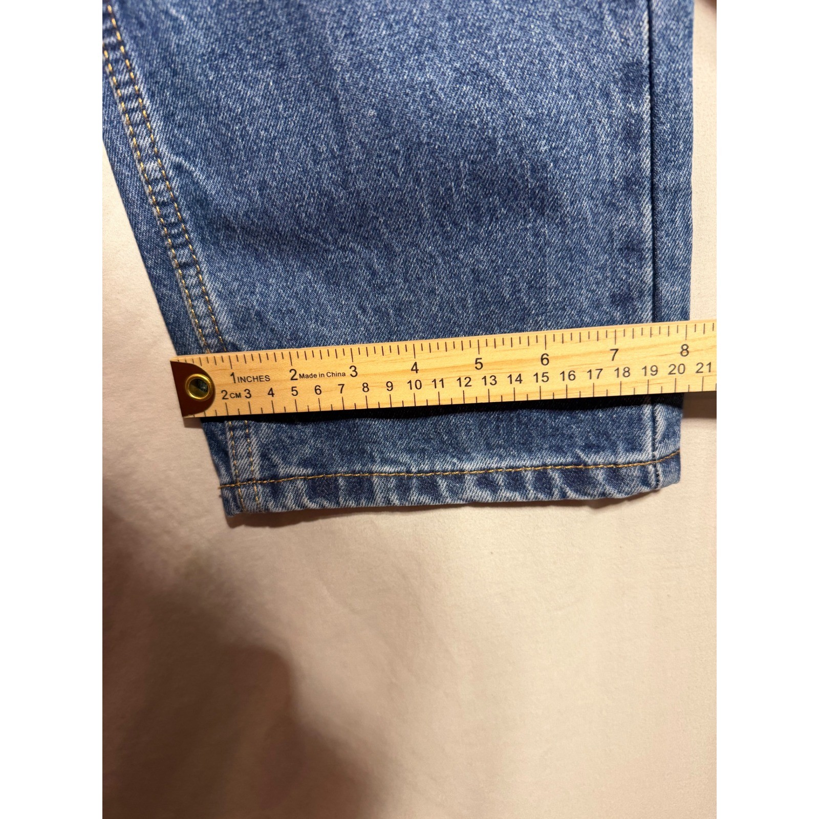 Levis 505 Regular Fit Straight Leg Jeans Mens 34×30 Medium Wash Blue Denim