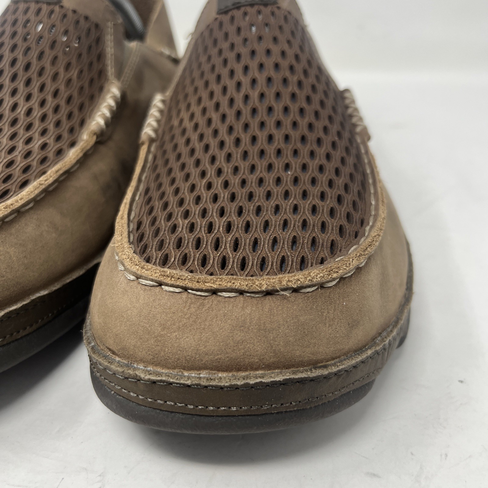 OluKai Moloa Aho Men’s 12 Nubuck Leather Slip On Loafers Clay Husk Walking