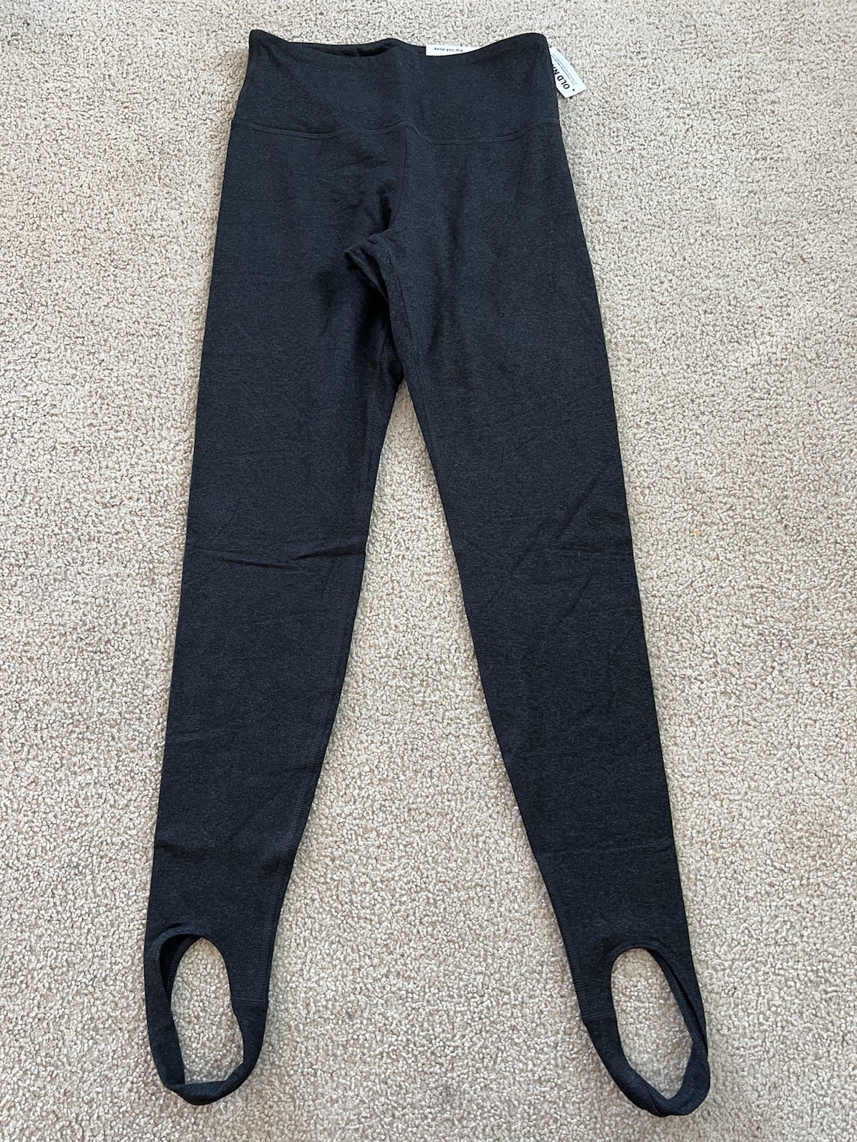 NWT old navy womens SMALL gray Black high waist cozecore stirrup leggings