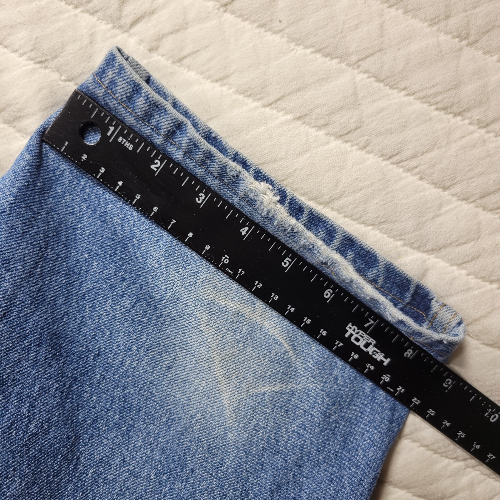 Vintage Levi’s 550 Relaxed Fit Jeans Men’s 44×29 Blue Denim Tapered Orange Tab
