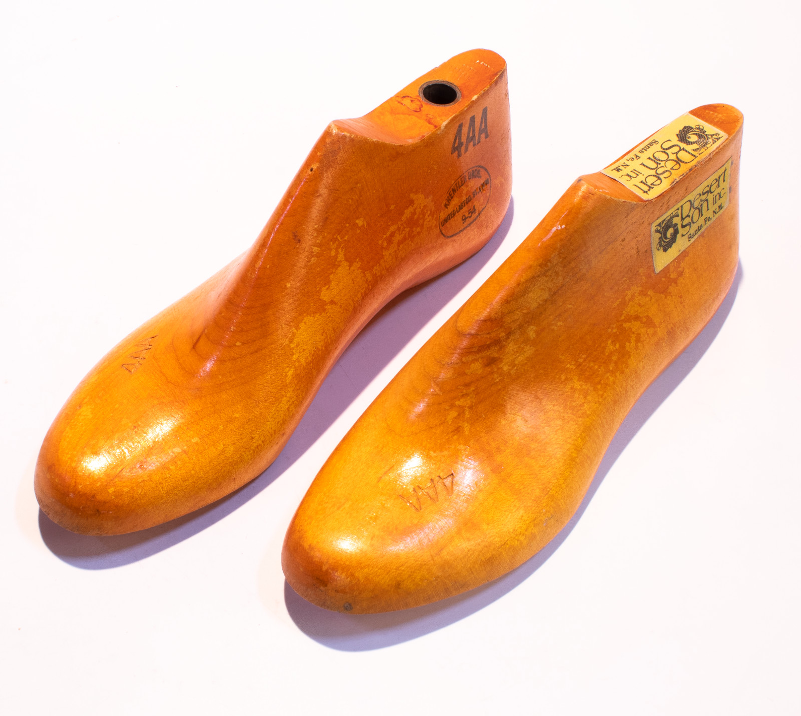Desert Sons Inc. Santa Fe New Mexico Shoe Tree Pair 1954 Size 4AA Krentler Bro.