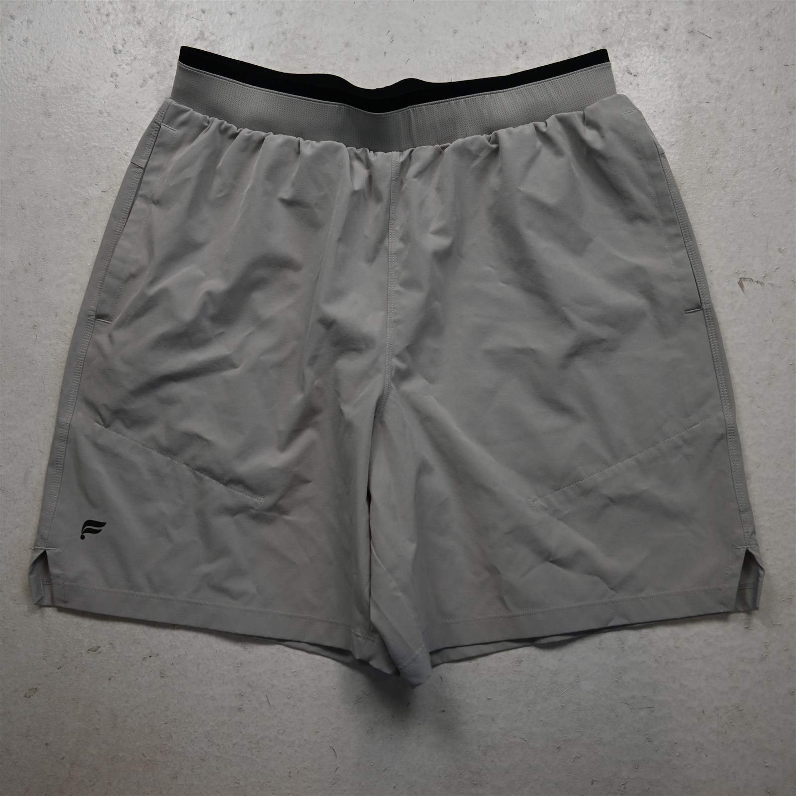 Fabletics Mx6.75″ Gray Fundamental Unlined Athletic Performance Mens Shorts