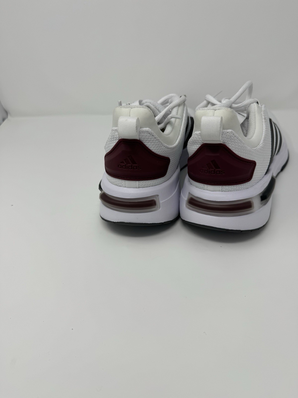 Adidas Racer TR23 White Black Shadow Red Size 8.5 Cloudfoam no sole