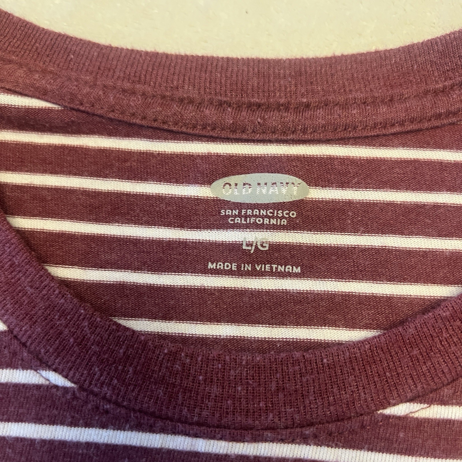 Old Navy Long Sleeve Maroon and white Striped Shirt cotton mens vintage inspired