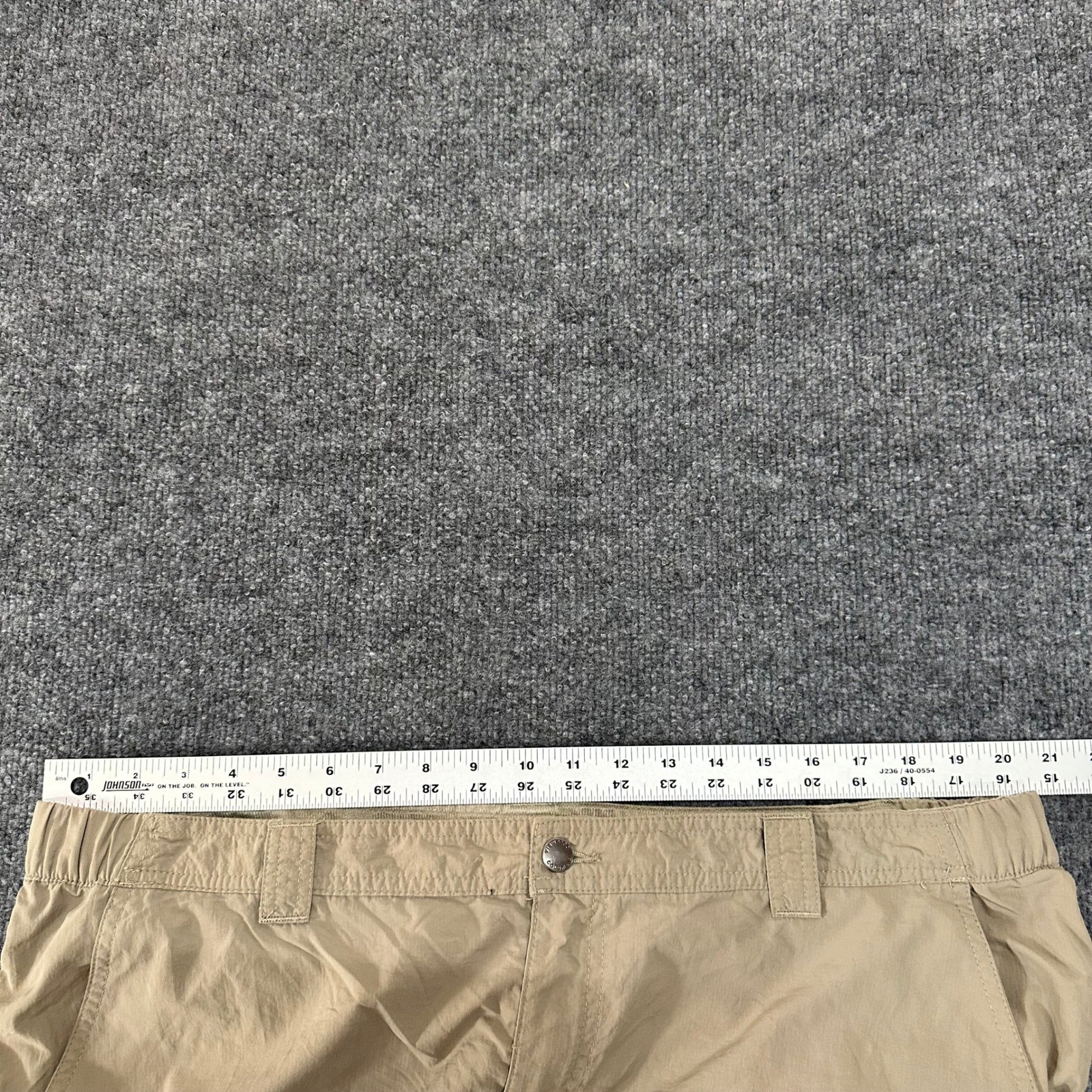 Columbia Pants Mens Size 42×30 Beige Convertible Cargo Hiking Outdoor Omni-Shade