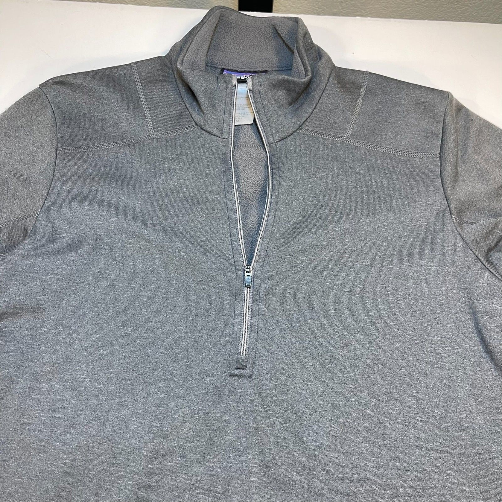 PATAGONIA Lightweight 1/2 ZIP Fleece Lined Pullover Sweatshirt Sz Mens M Gray