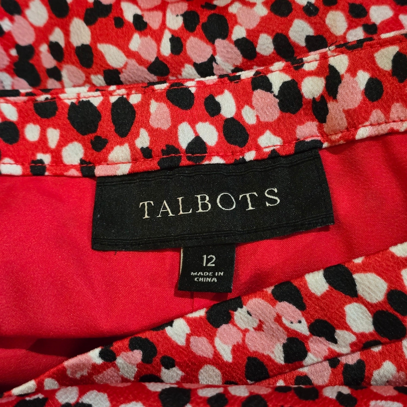 Talbots red pink black white printed skirt 12