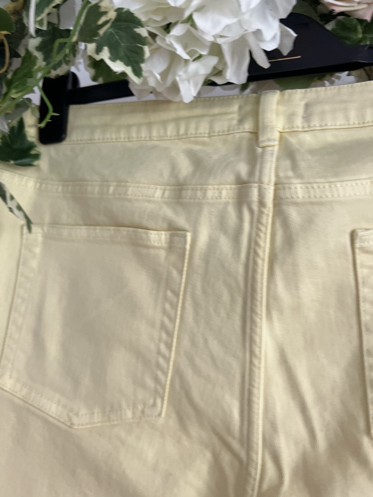 JOULES Bette Jeans Size 20 Lemon Yellow Denim Slim Straight Cropped Leg NEW