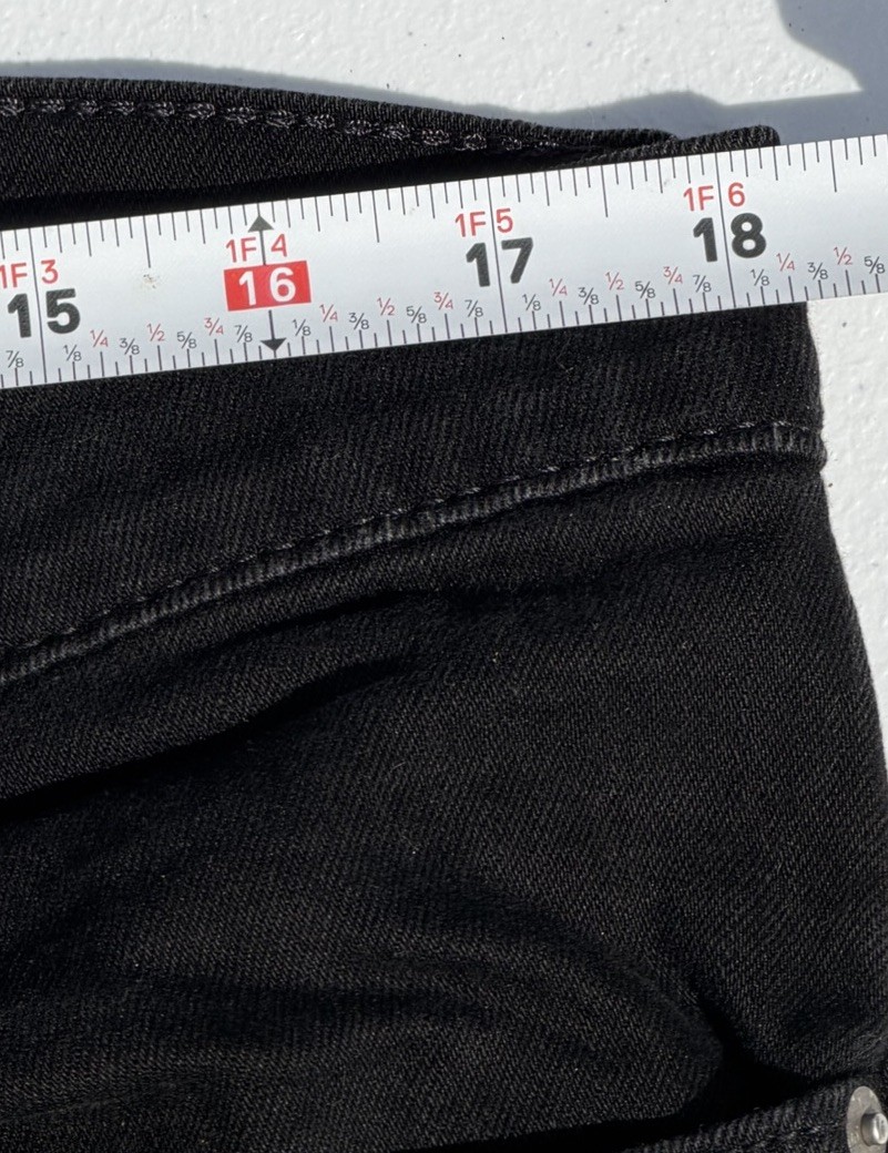 Levi’s Men’s Black Dark Wash Slim Taper Low Rise Denim Jeans Button Fly