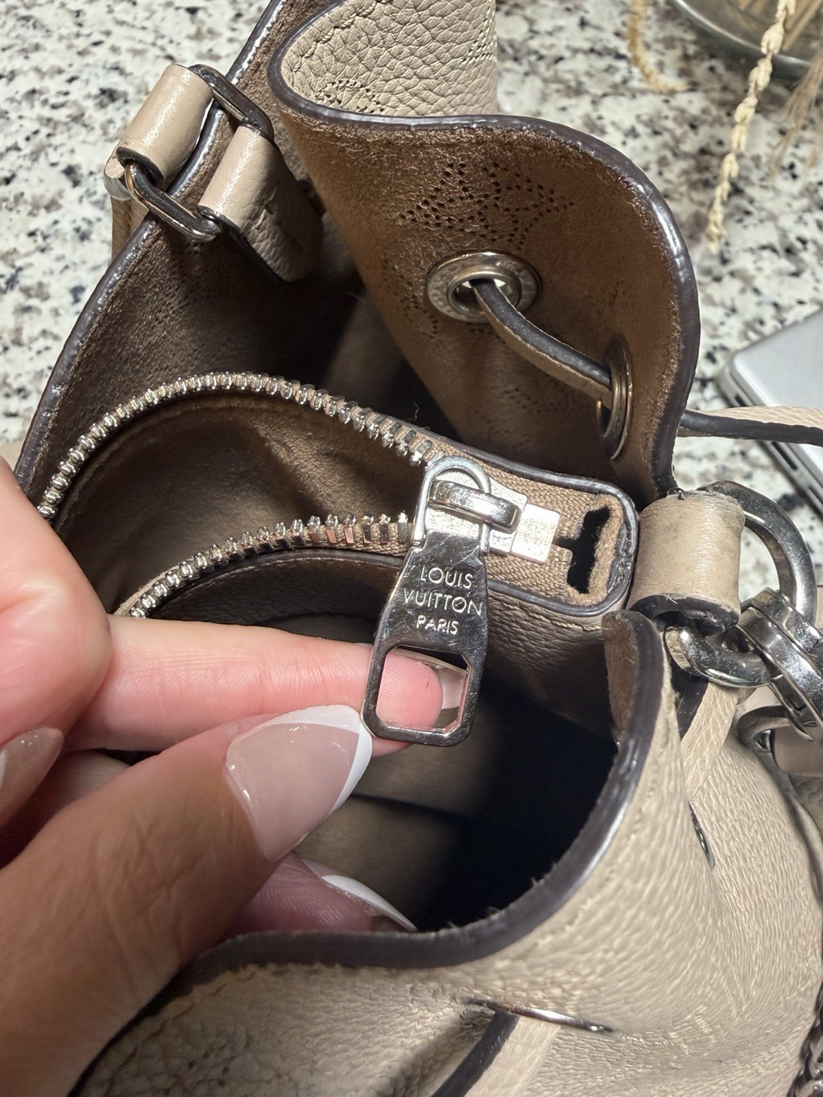 Louis Vuitton Bella Tote Mahina Beige Drawstring/Zip Chain Strap Small w/Box