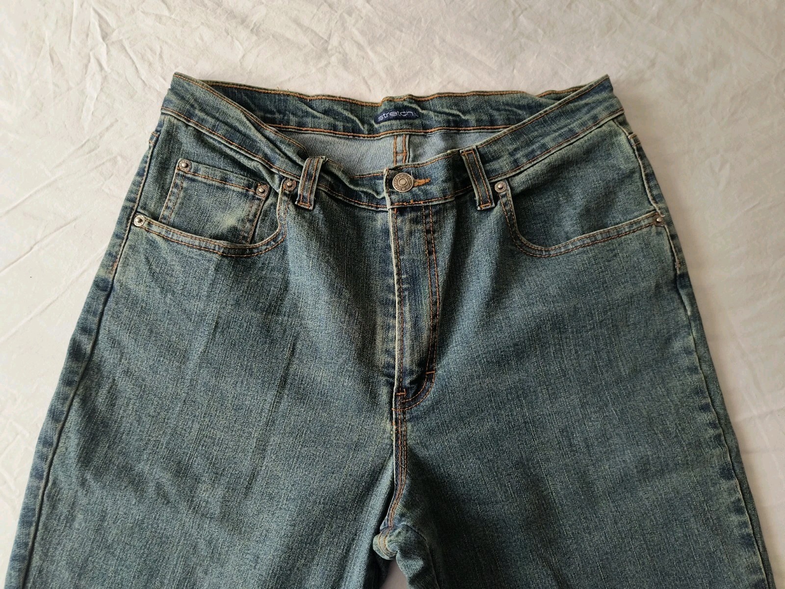 Jordache Men’s Jeans 34/33 Straight Medium Blue Wash Contrast Stitching