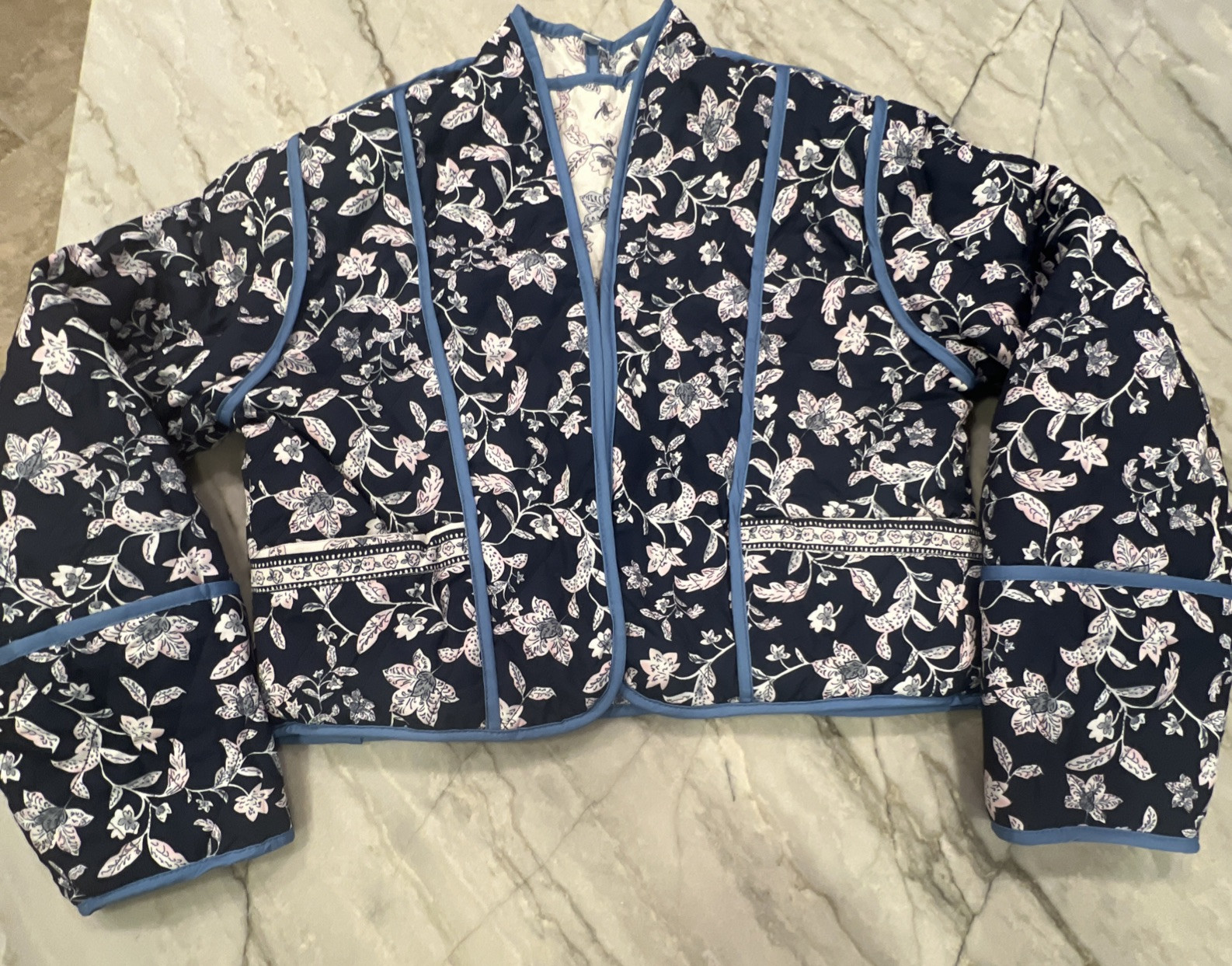 Reversible Quilted Jacket Cropped Sz MED* Navy Blue Floral Ivory/Pink