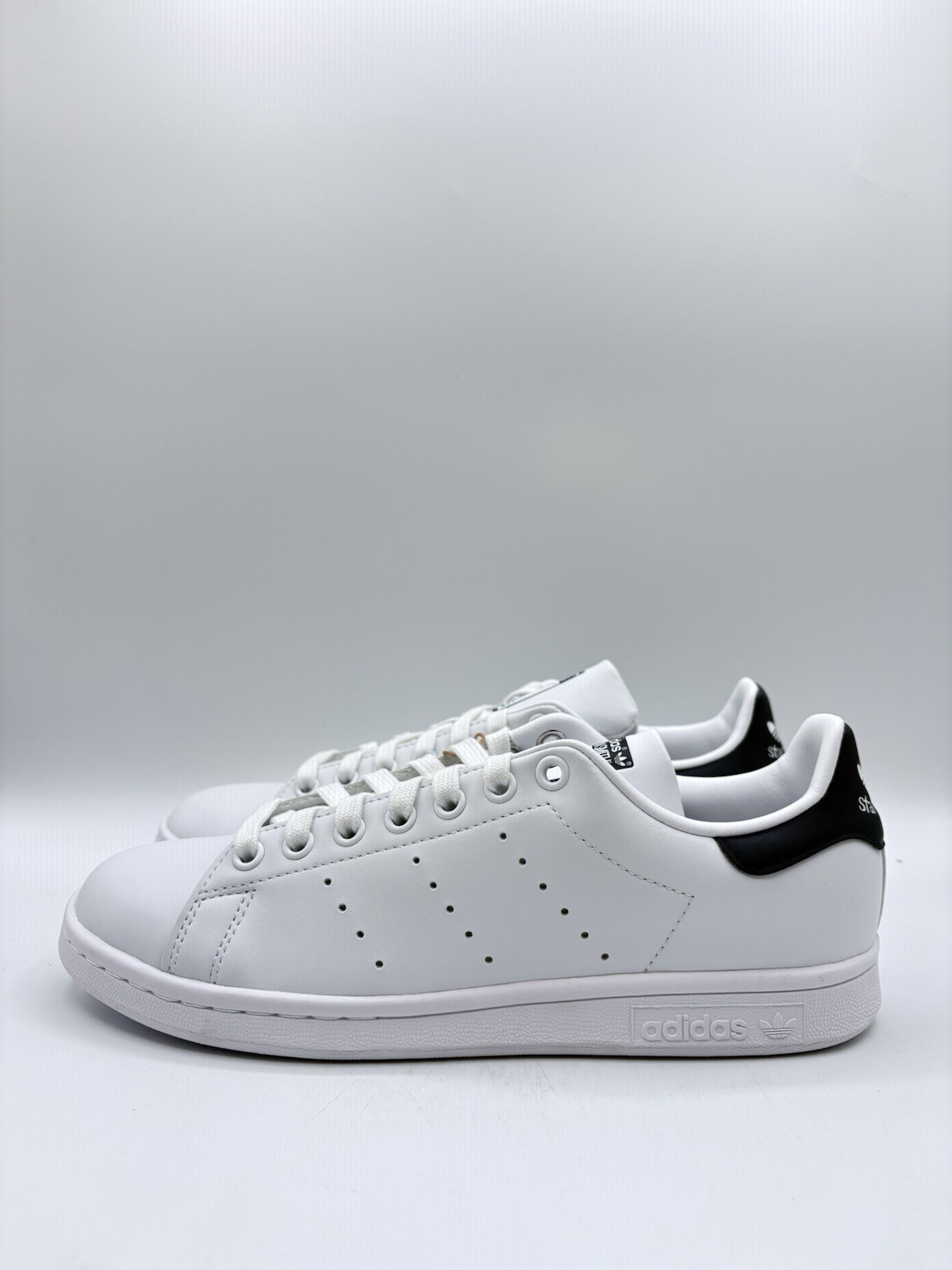 Adidas Women’s Stan Smith Sizes 6-10 White Collegiate Navy |Q47224|