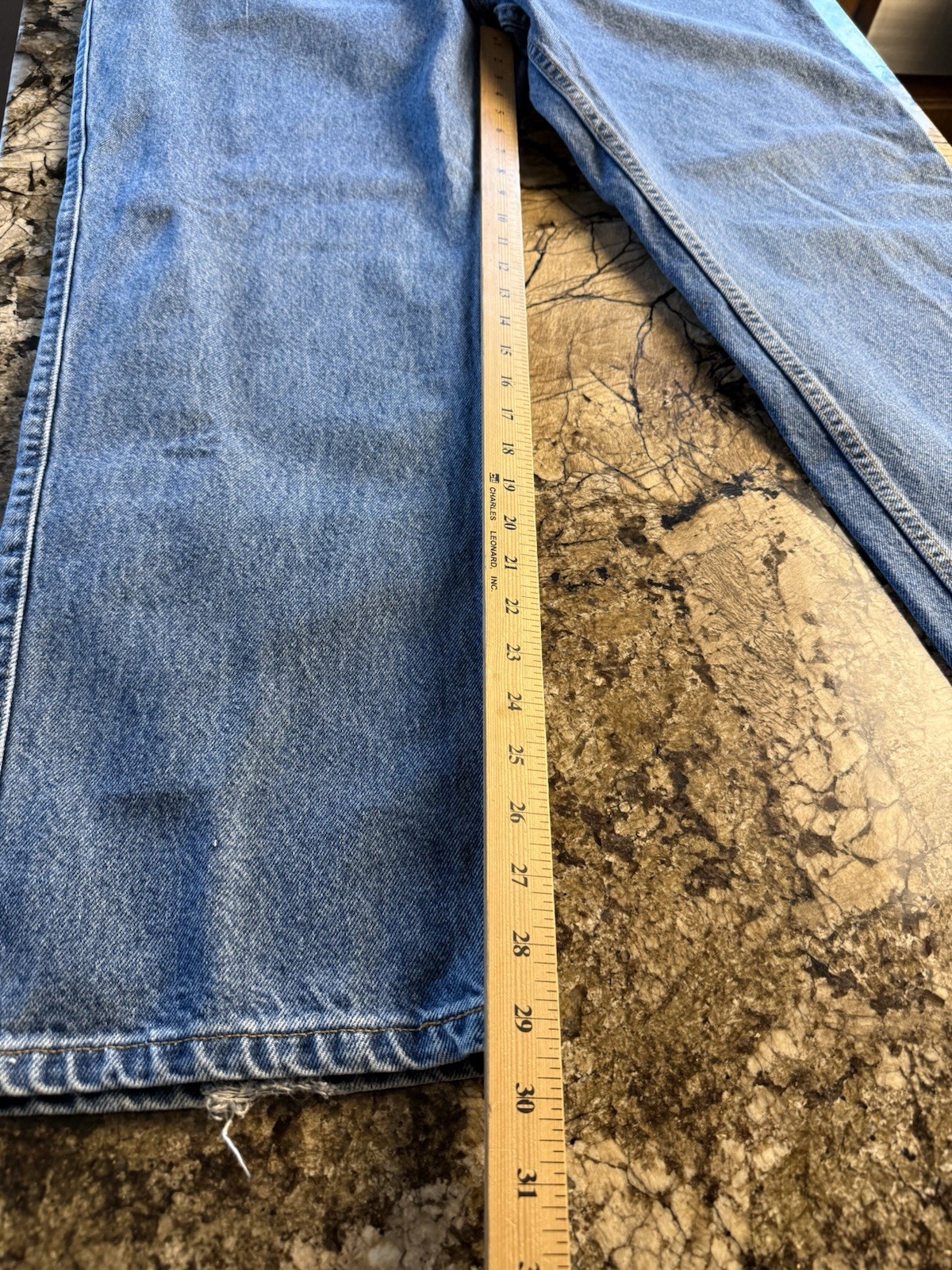 VTG Levi’s 540 Relaxed Fit Y2K Brown Tab Men’s Blue Jeans Size 42×30 USA Made
