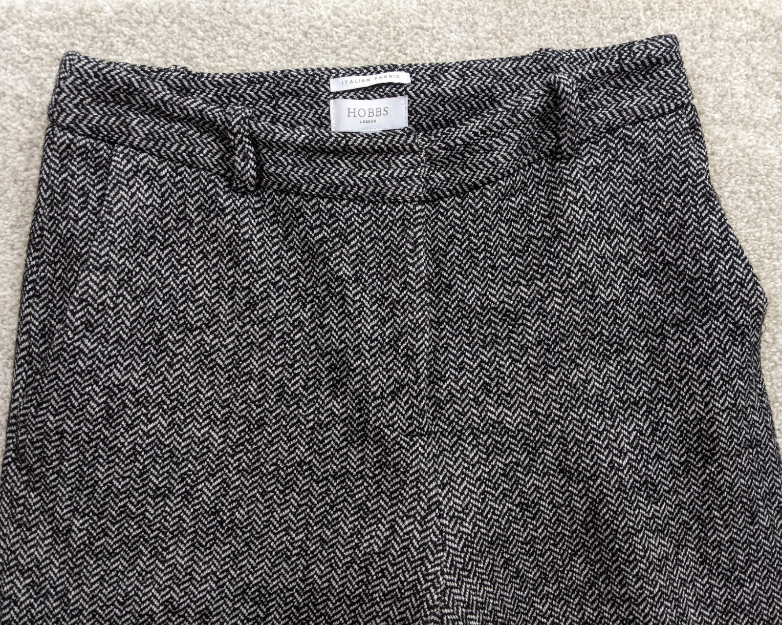 Hobbs London Italian Fabric Wool Blend Herringbone Trousers UK 10 Grey Wide Leg