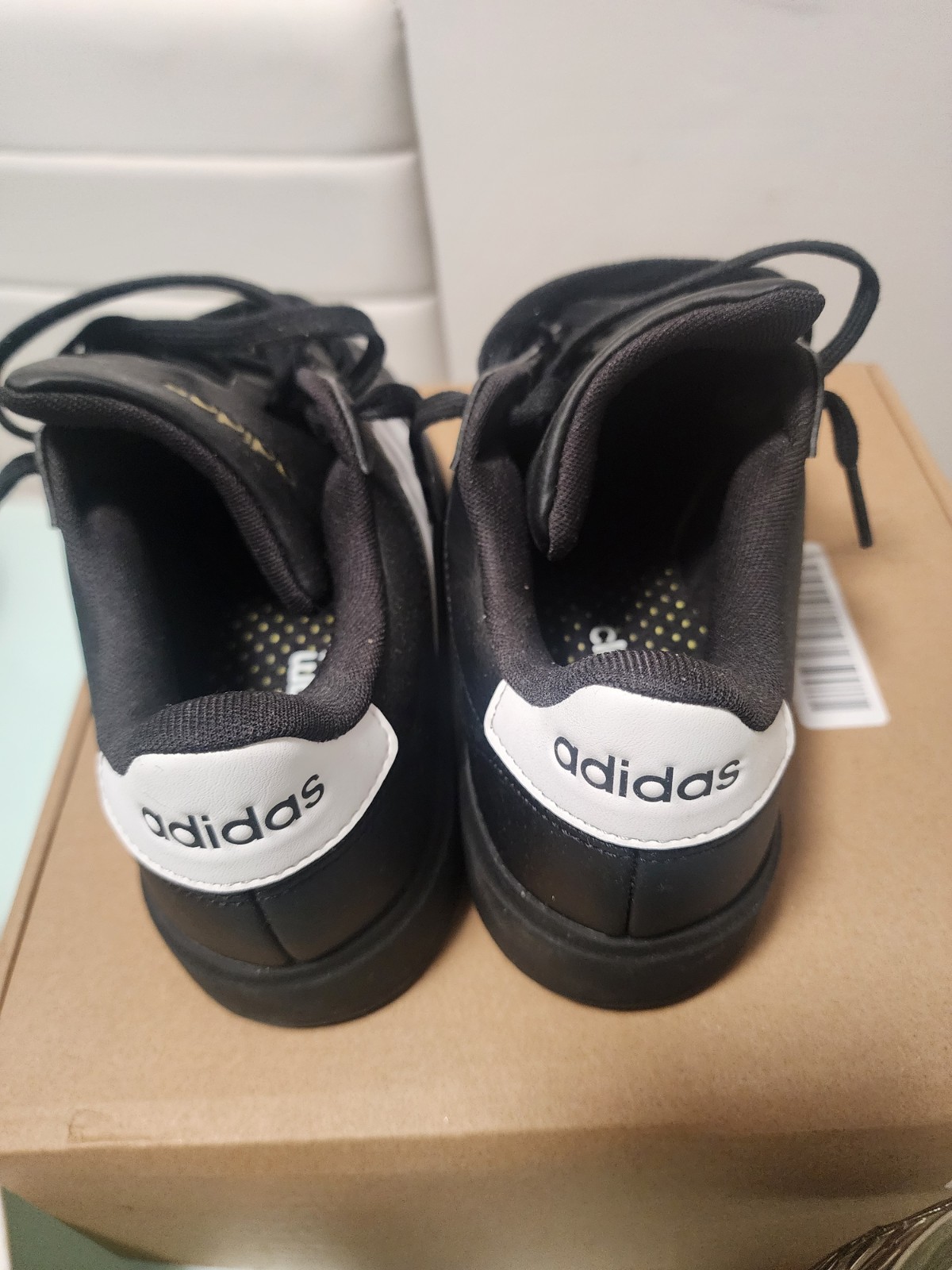 All Black Adidas With White Strips Men’s Sneakers Size 7