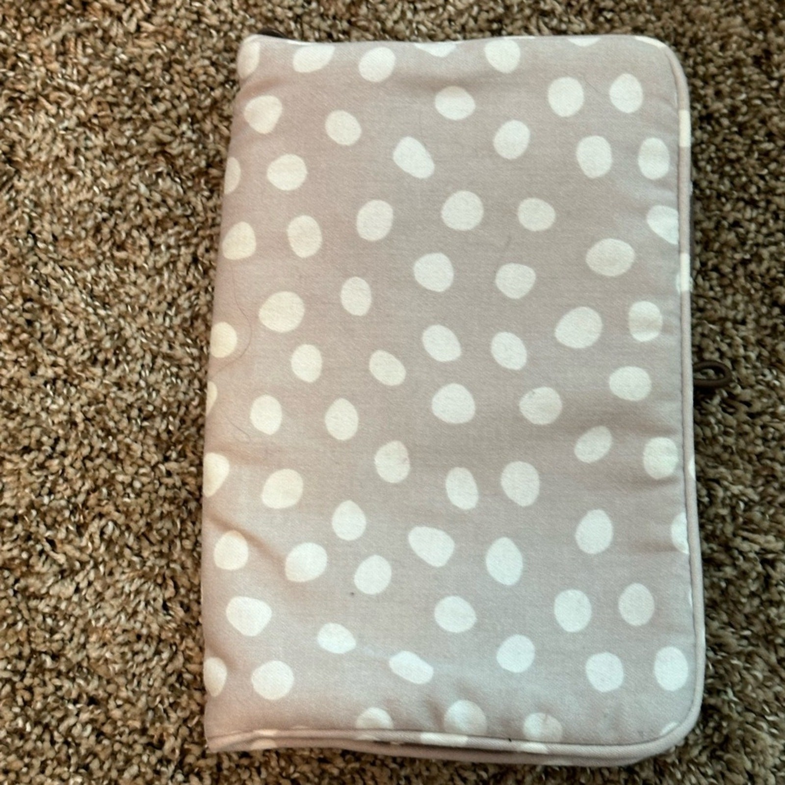 Thirty-one travel jewelry case, polka dot and flower pattern