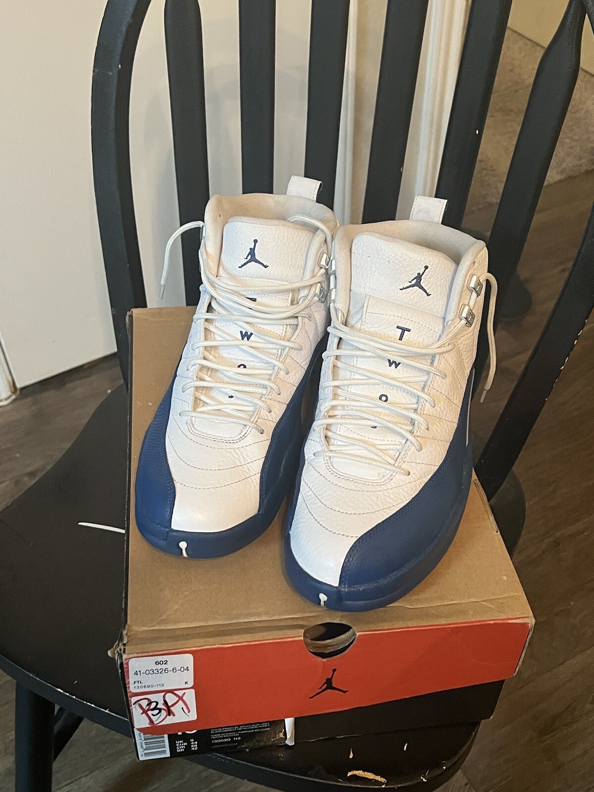 Size 10 – Jordan 12 Playoffs 2022