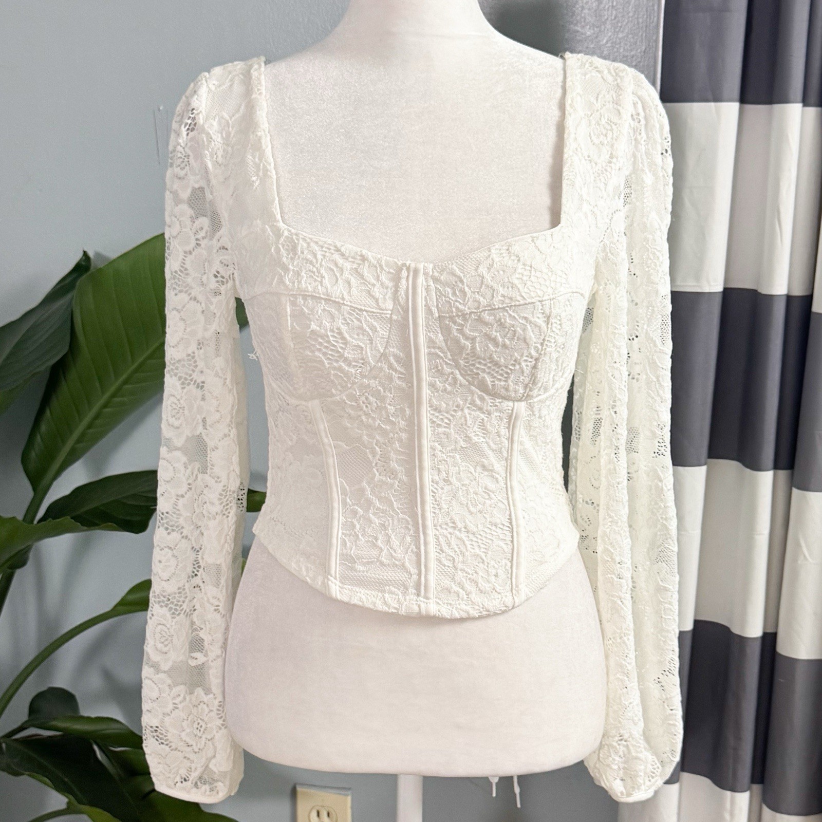 NWT Moa Moa White Lace Corset Top Size Medium Romantic Cottagecore