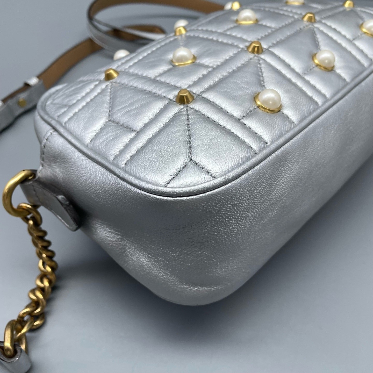 Gucci Pre-Owned Authentic Camera Bag Silver 24*14*7cm Silver