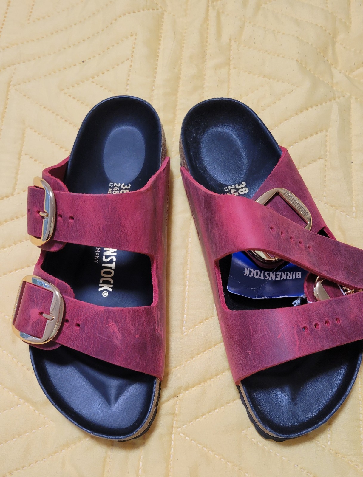 birkenstock arizona red big gold buckle black foot bed 38