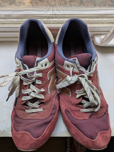 New Balance 574 Sneaker Shoes Mens 12 D Burgundy – Low Top