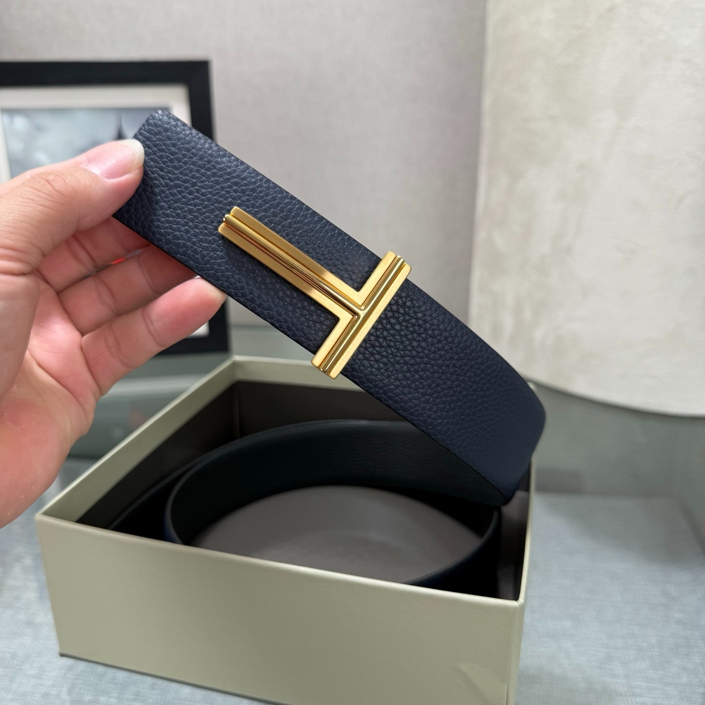 Authentic Tom Ford Reversible Leather T-Buckle Belt Luxury Designer Fashion