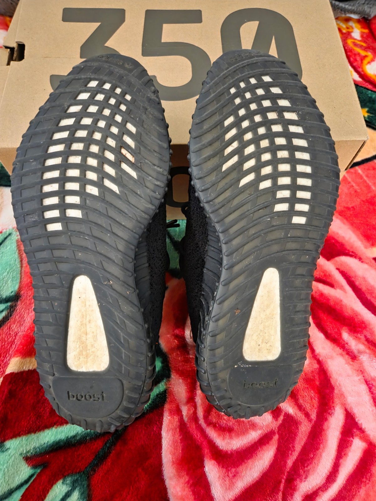 adidas Yeezy Boost 350 V2 Bred Black/Red Low Top Sneakers CP9652 2017