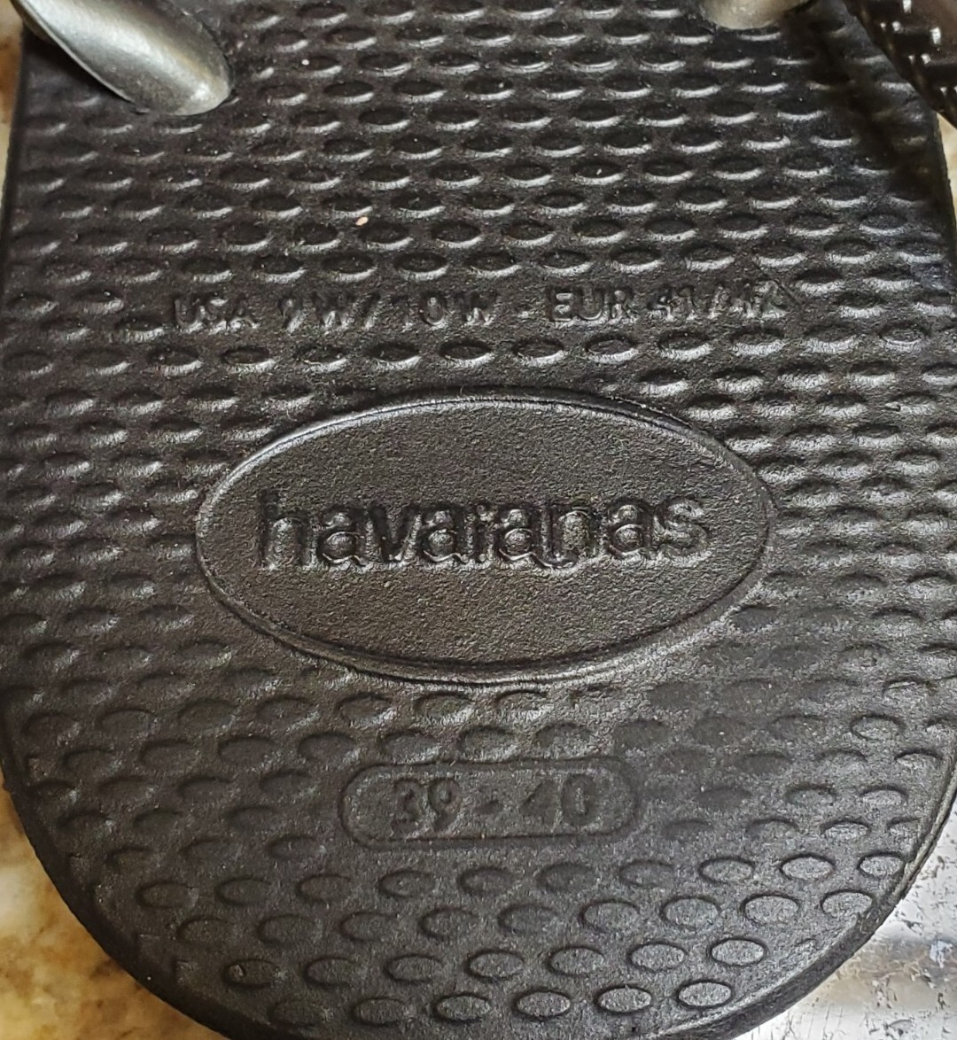 Havaianas T-Strap Buckle Closure Rubber Flat Flip Flop Black, Silver Size 9W/10W