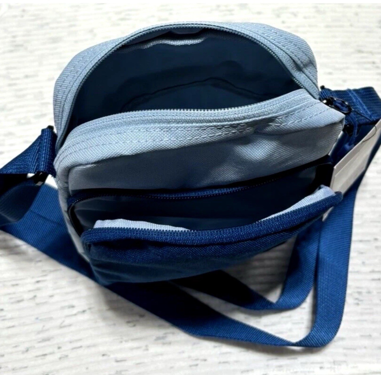 NWT NIKE Sportswear HERITAGE CROSSBODY Messenger Shoulder Bag BLUE BA5809-440