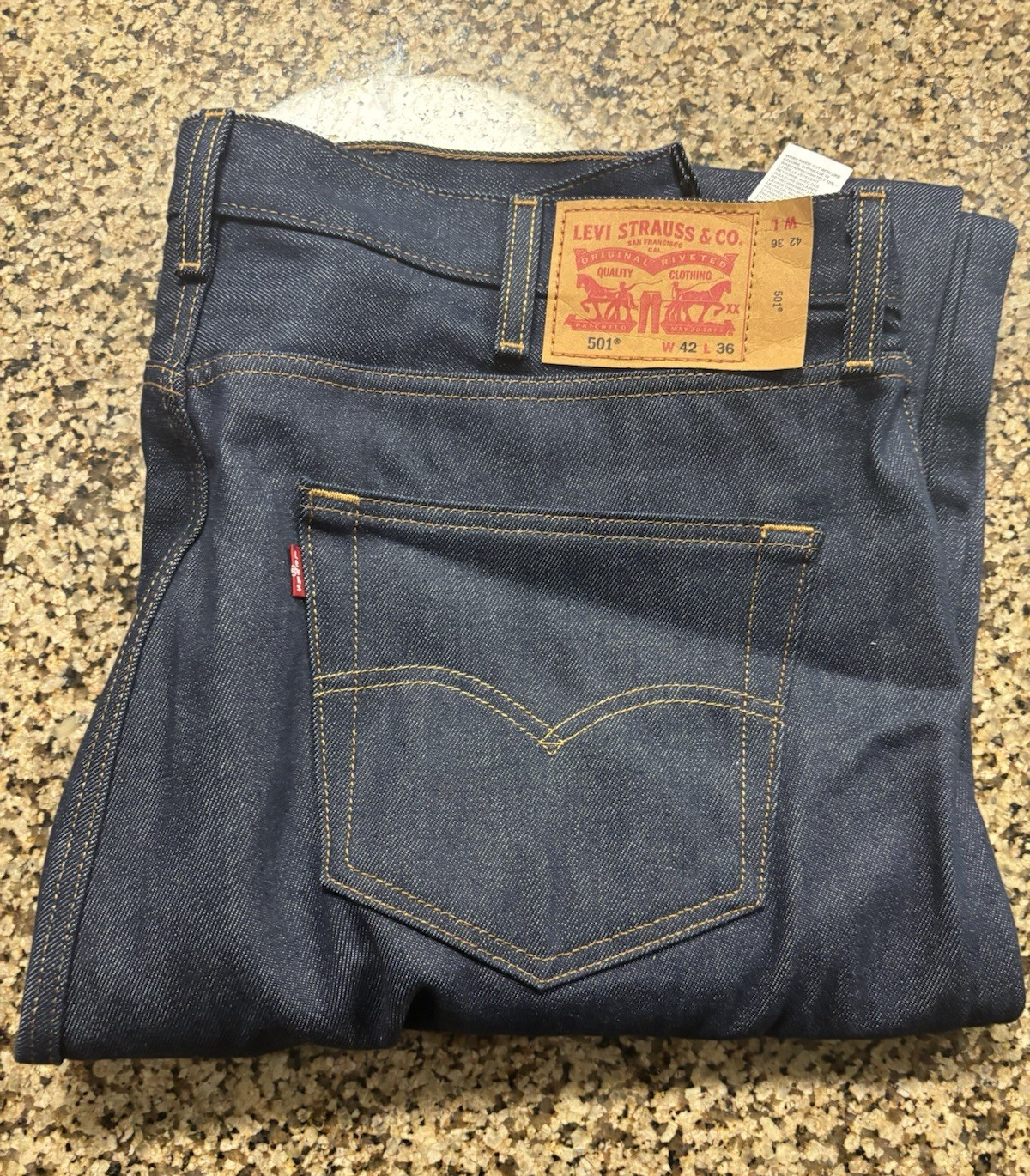 Levi’s 501 Men’s shrink to fit Blue Denim Straight Jeans (read description)