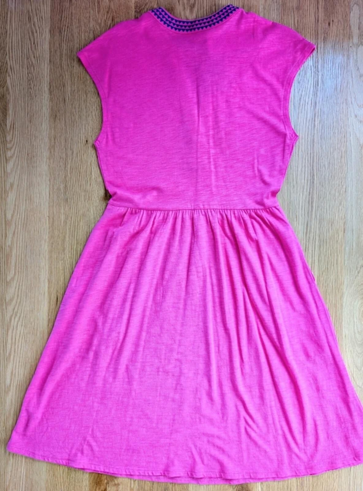 Boden Pink Jersey Dress UK 6 Bright Pink Embroidered Neckline Never Worn