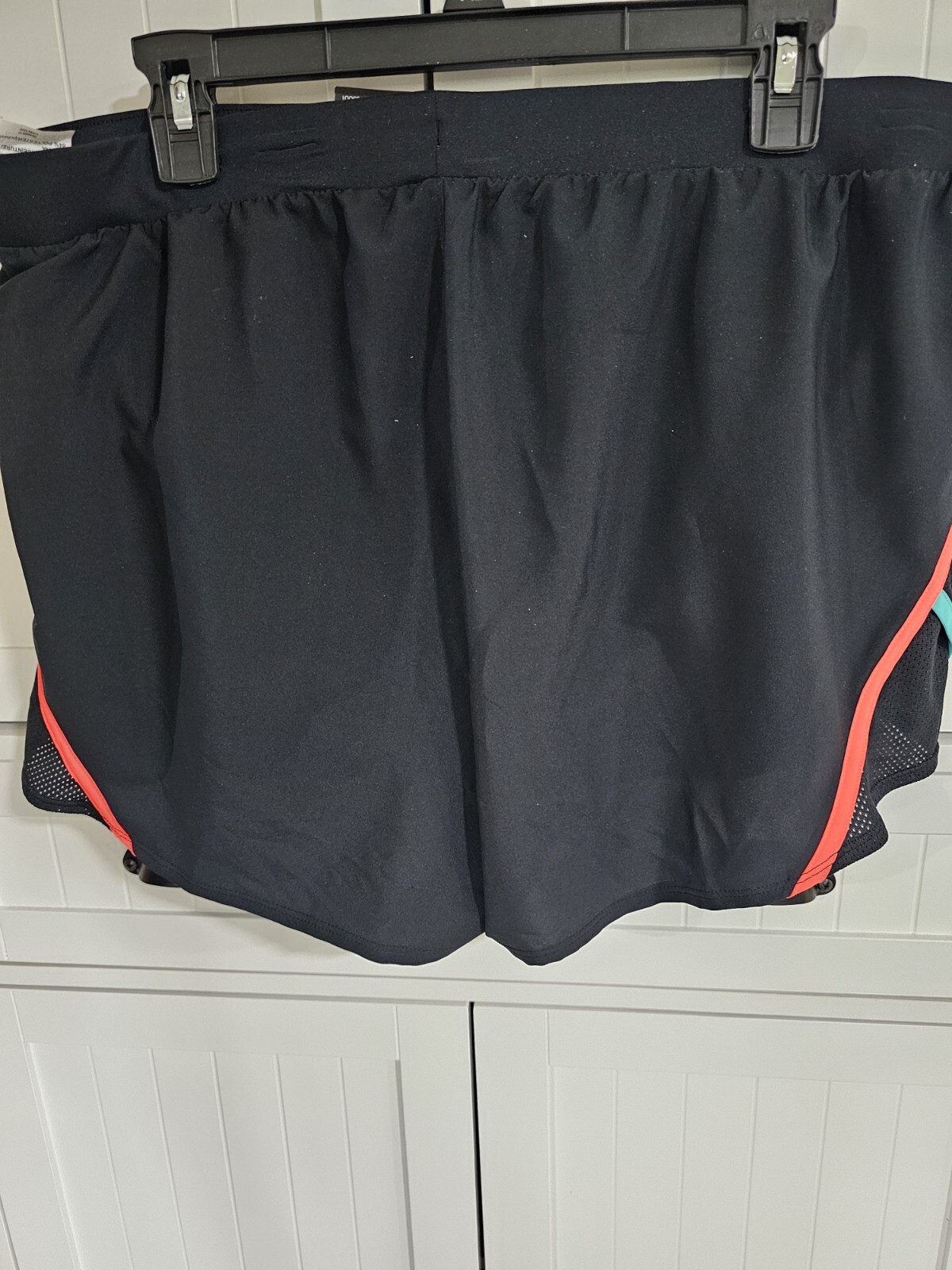 Womens Under Armour Running Shorts New Size 3X Black multi stripe