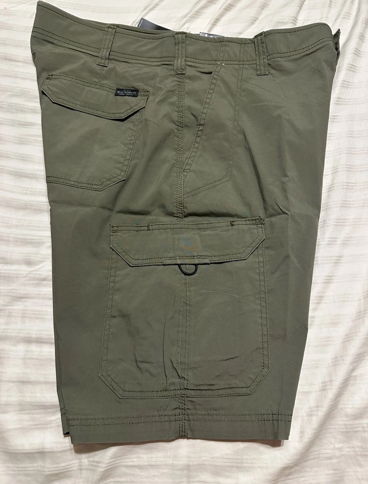 New Lee Men’s Extreme Motion Crossroad Cargo Shorts Olive Night Sz 36