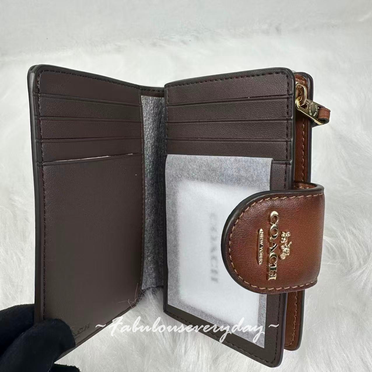 Coach Medium Corner Zip Wallet In Smooth Leather/Gold/Redwood CEC27 NWT