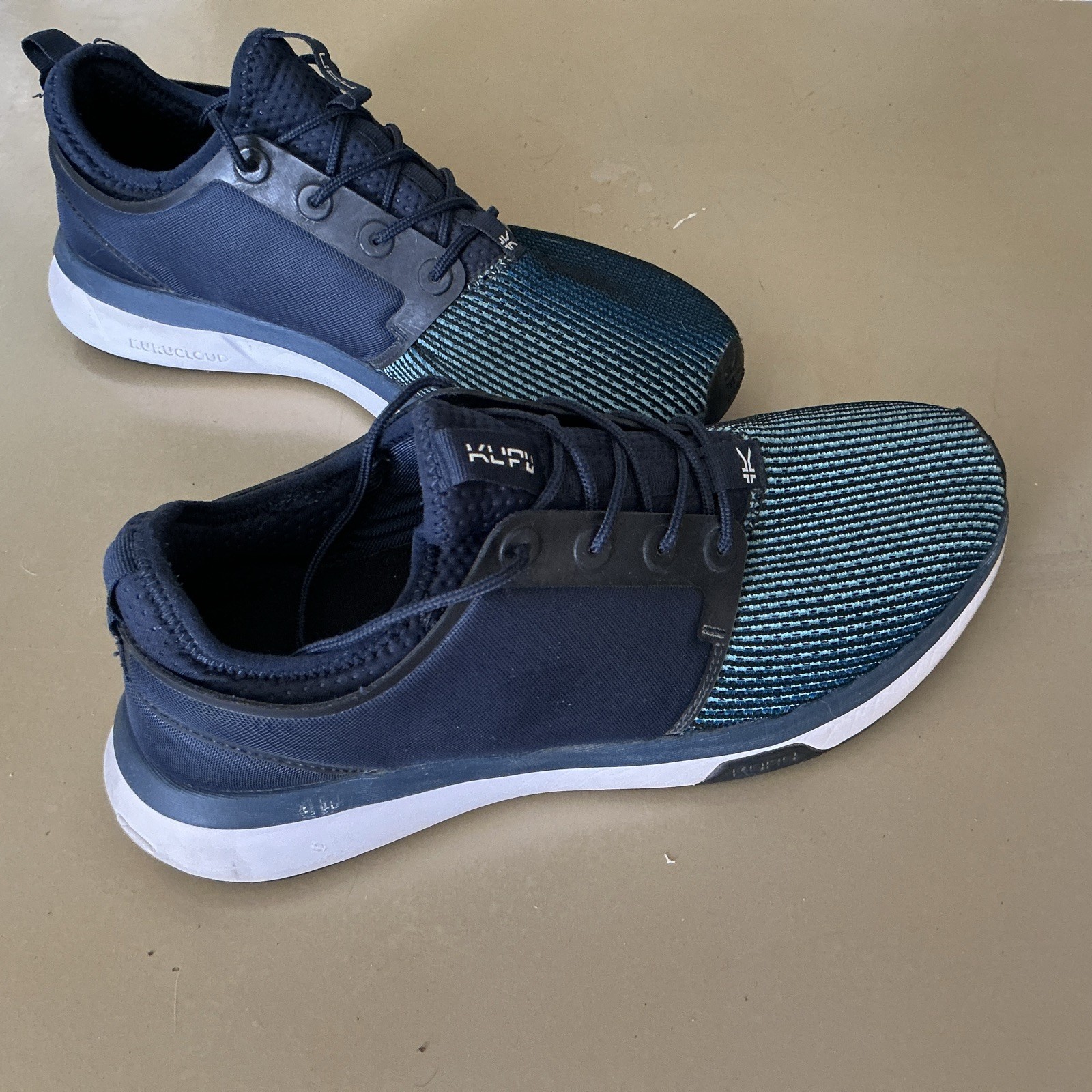 Kuru Atom Cloud Mens Walking Shoes Sz 10 Blue Low Top Sneakers Mesh Lace Up