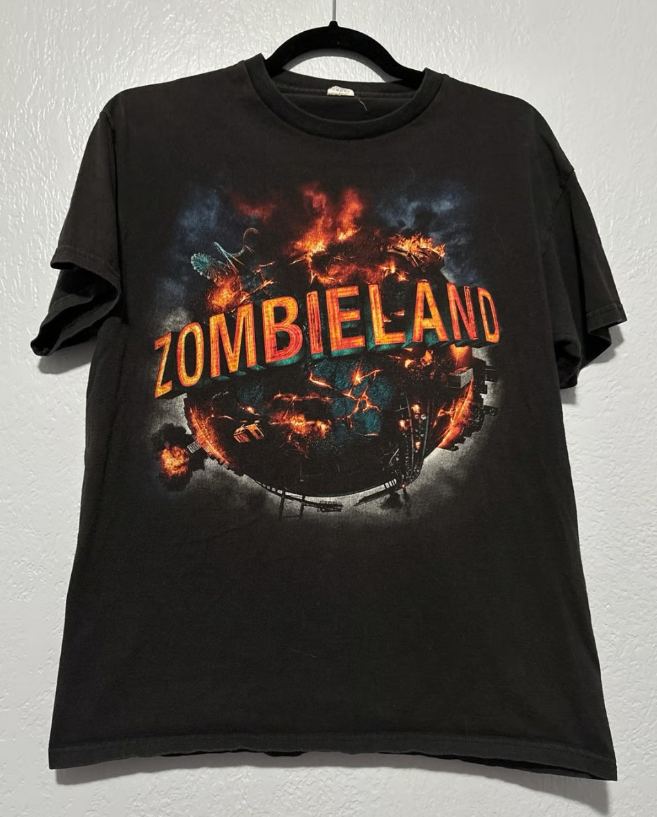 Rare VTG DELTA Zombieland 2009 Film Promo T Shirt 2000s Woody Harrelson Movie L