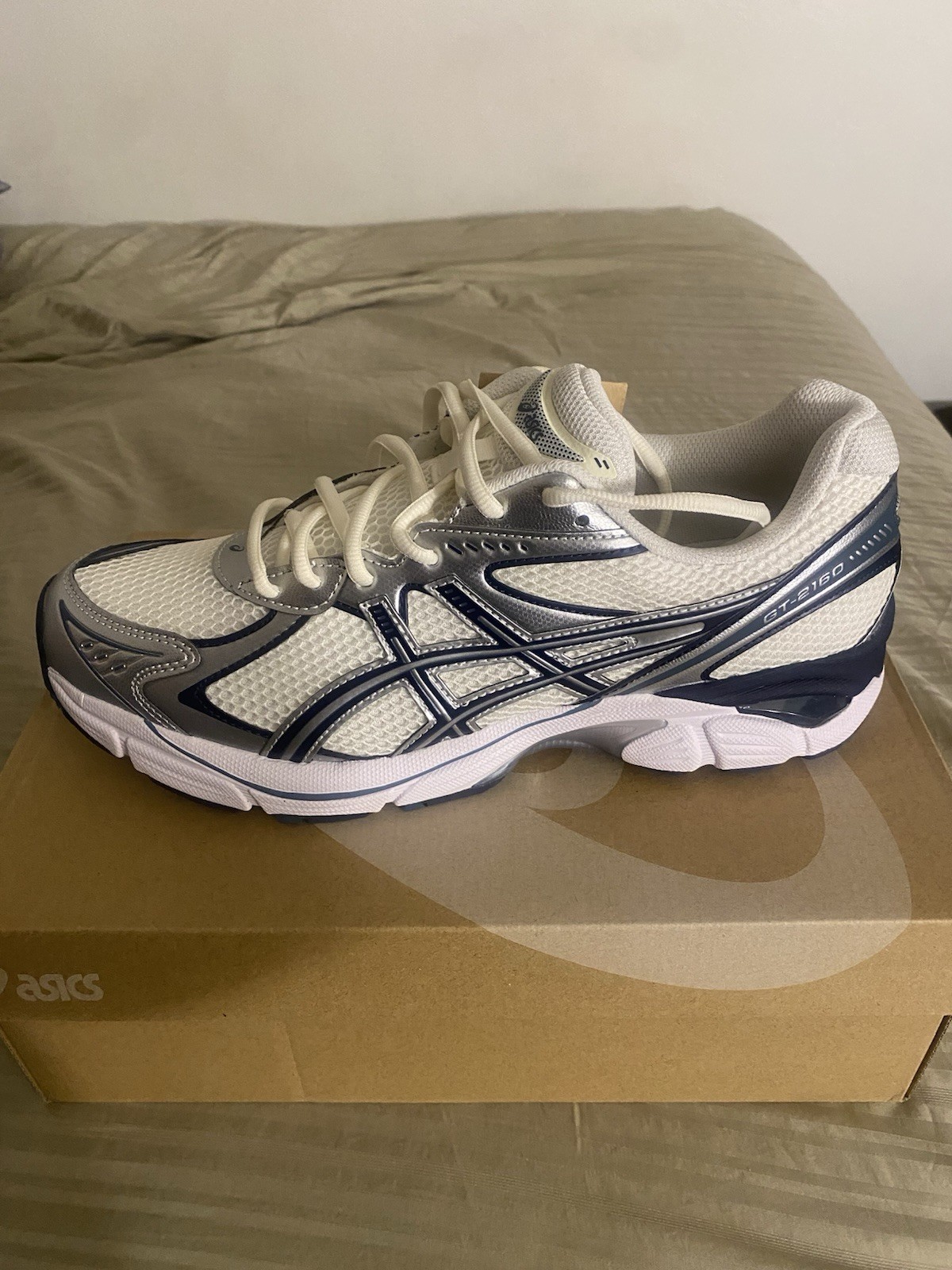 Asics Gel-2160 Men’s Size 10.5 Cream/Raw Indigo Blue Mesh Running Sneakers