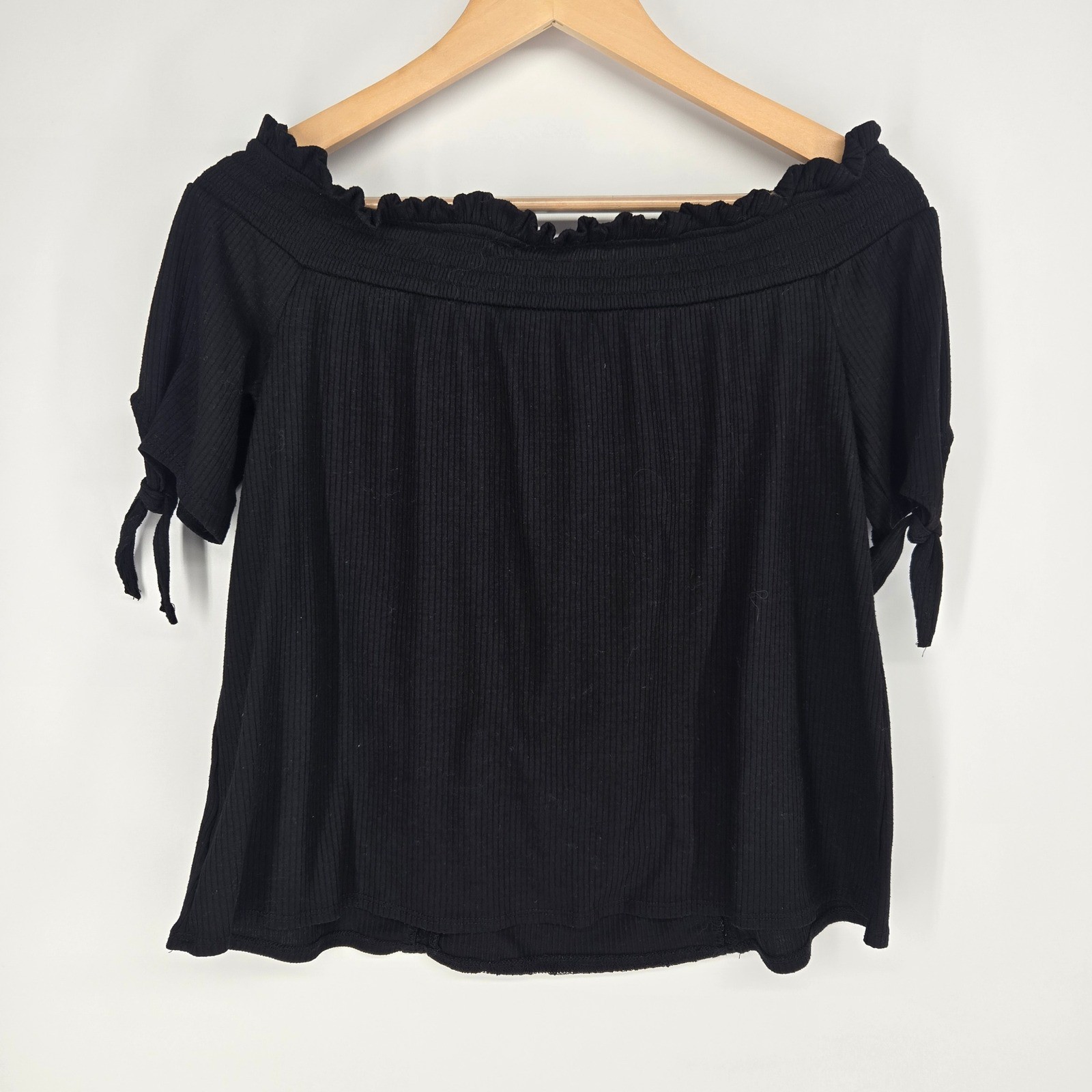 Alya Off The Shoulder Top Women Small Black Floral Embroidered Lace Ribbed Boho