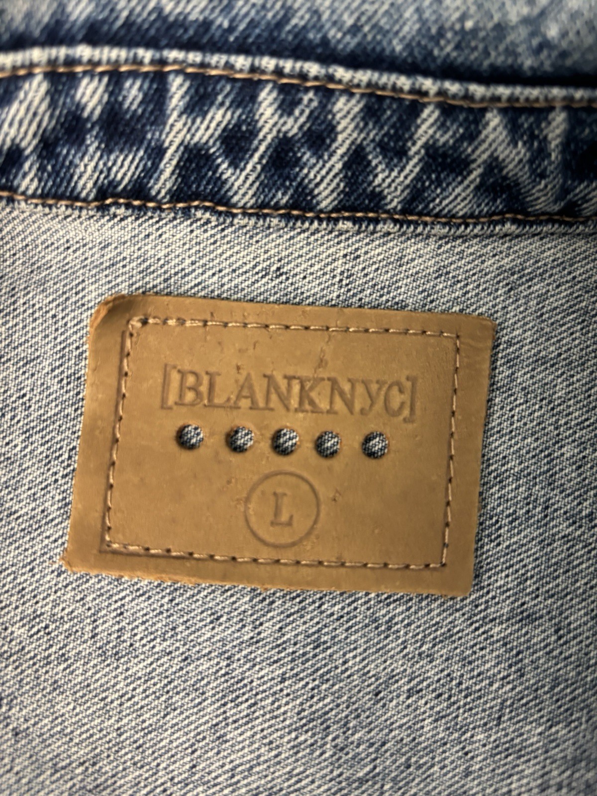 BLANKNYC Traffic Jam Denim Trucker Jacket Raw Hem Light Wash Size L