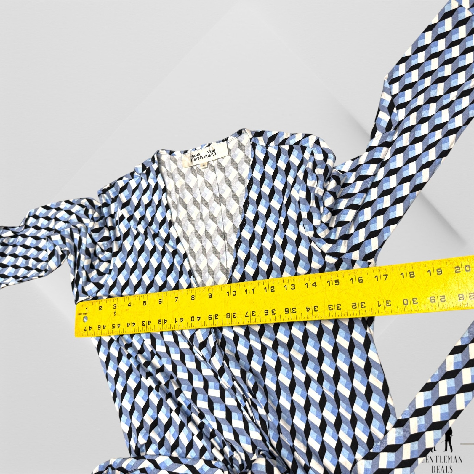 Diane Von Furstenberg DVF Abstract PENNA Triangle M medium Viscose
